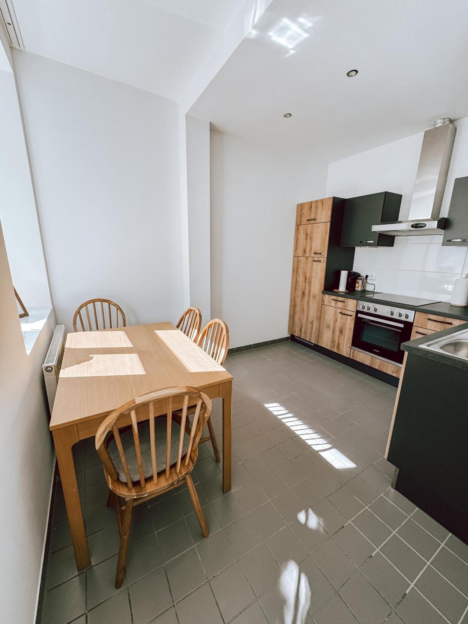 Zentrales Apartment Naehe Schoenbrunn - 5 Pers Βιέννη Εξωτερικό φωτογραφία